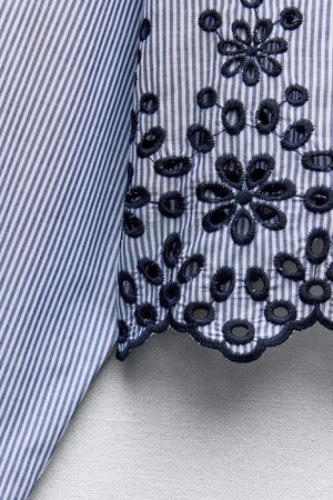 CHEMISE À RAYURES AVEC BRODERIES AJOURÉES