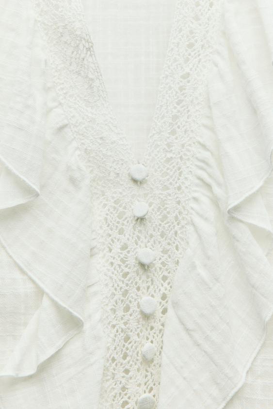 CHEMISE RUSTIQUE À VOLANTS