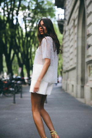 CHEMISE SEMI-TRANSPARENTE EN MAILLE AVEC PERLES