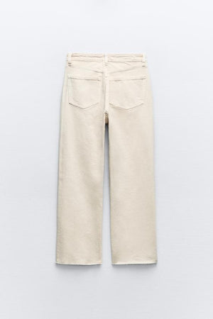 JEAN COURT ÉVASÉ TAILLE HAUTE