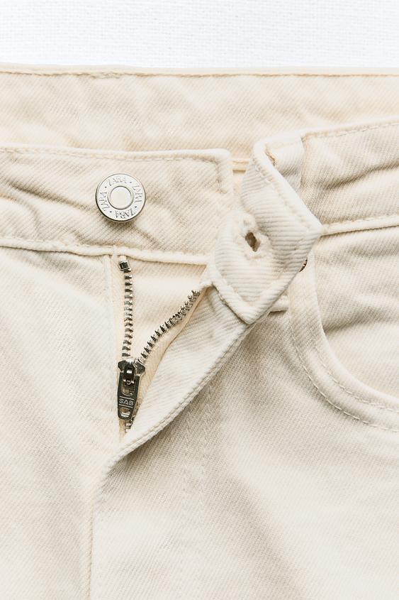 JEAN COURT ÉVASÉ TAILLE HAUTE