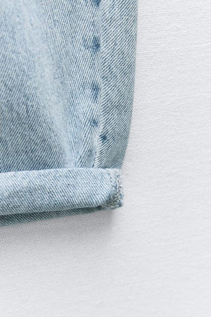 JEAN COUPE AMPLE À TAILLE HAUTE PLISSÉE