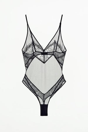 BODY EN DENTELLE À ÉPAULES DÉNUDÉES