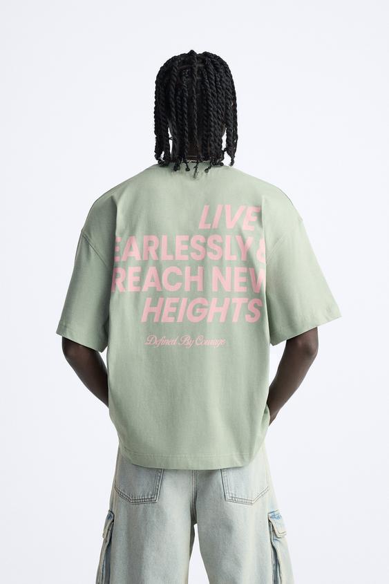 T-SHIRT À INSCRIPTION IMPRIMÉE