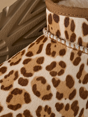 UGG Ultra Mini Plains Boot