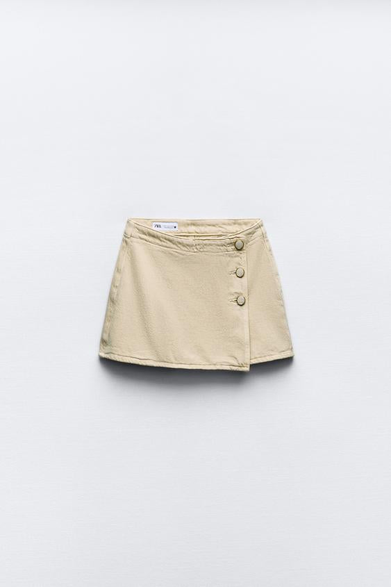 JUPE-SHORT PORTEFEUILLE EN JEAN À BOUTONS